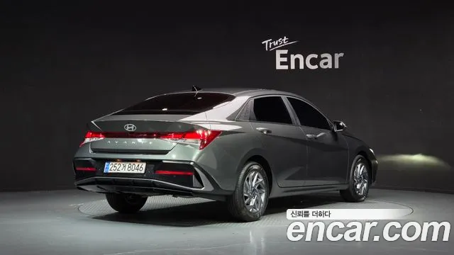 Hyundai AVANTE Новый Avante (CN7) — Фото автомобиля 2