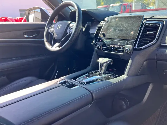 Honda UR-V — Фото автомобиля 14