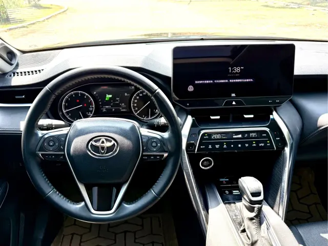 Toyota Venza — Фото автомобиля 17