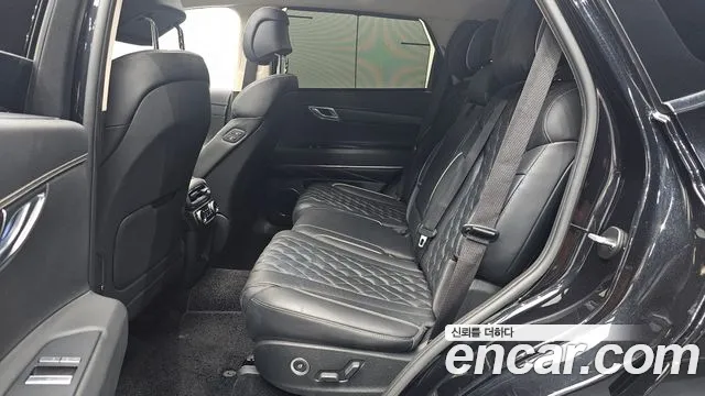 Genesis GV80 — Фото автомобиля 27