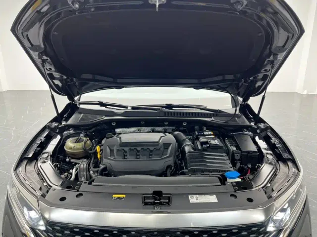 Volkswagen Passat — Фото автомобиля 13