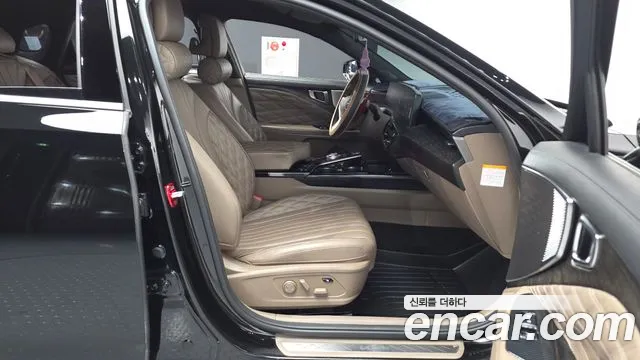 Kia K8 Hybrid — Фото автомобиля 11