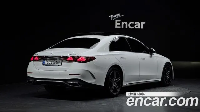 Mercedes-Benz E-Class E-класс W214 — Фото автомобиля 2