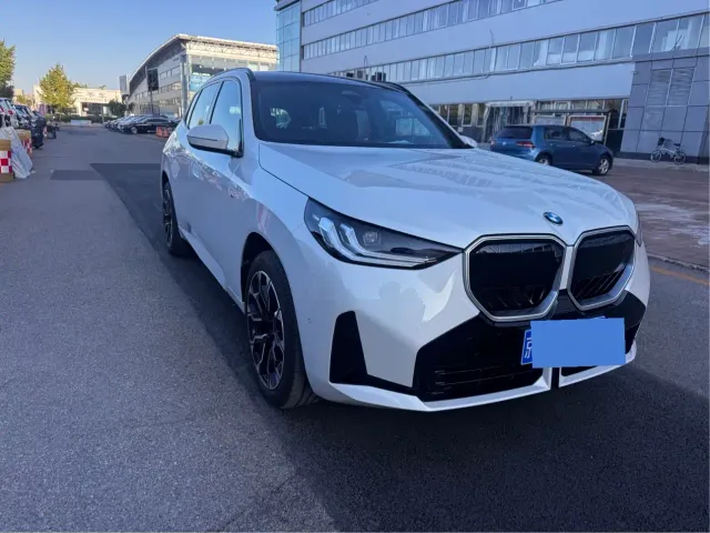 BMW X3 — Фото автомобиля 3