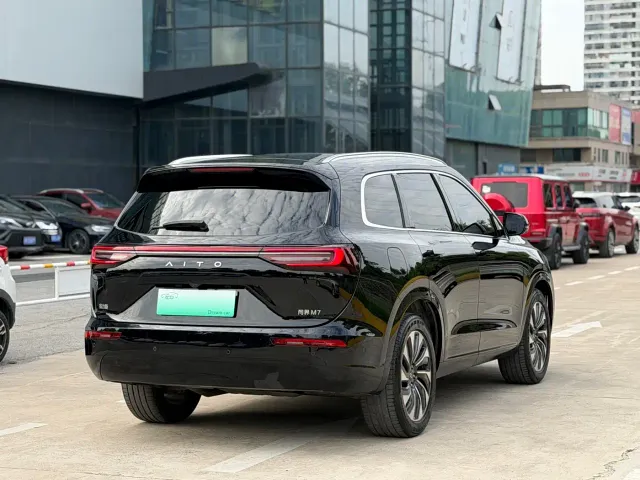 Aito M7 — Фото автомобиля 11