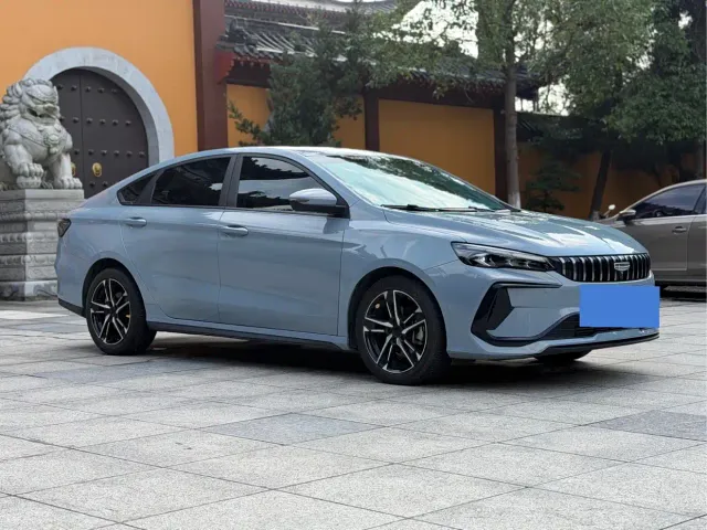 Geely Binrui — Фото автомобиля 3