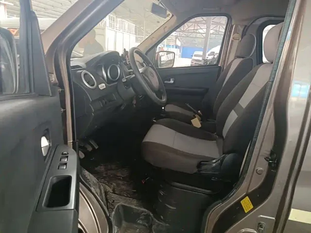Changan Ruixing M60 — Фото автомобиля 14
