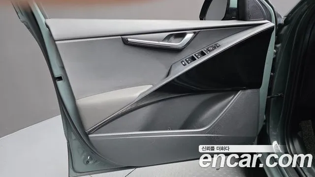 Kia Niro The All New Niro — Фото автомобиля 13