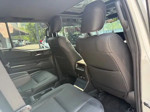 Toyota Prado — Фото автомобиля 11