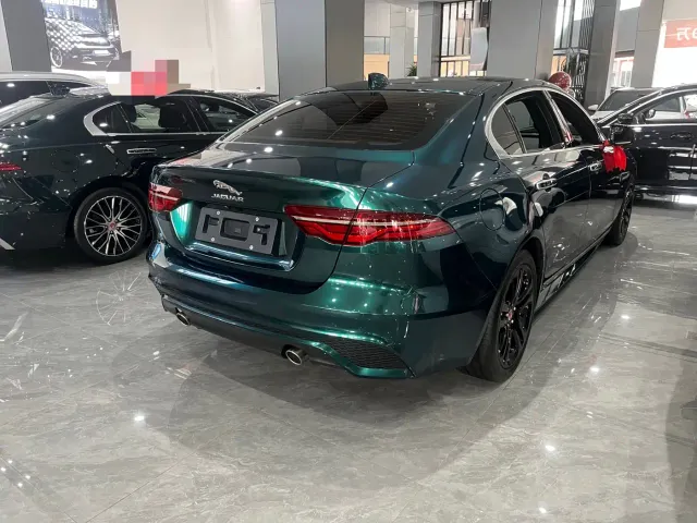 Jaguar XEL — Фото автомобиля 8