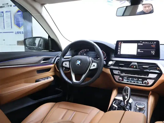 BMW 6 Series Gran Turismo — Фото автомобиля 14