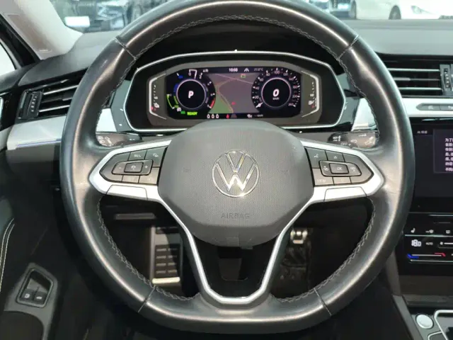 Volkswagen Magotan GTE Plug-in Hybrid 2022 GTE Luxury — Фото автомобиля 9