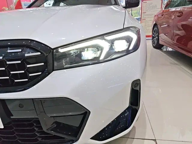 BMW 3 Series — Фото автомобиля 23