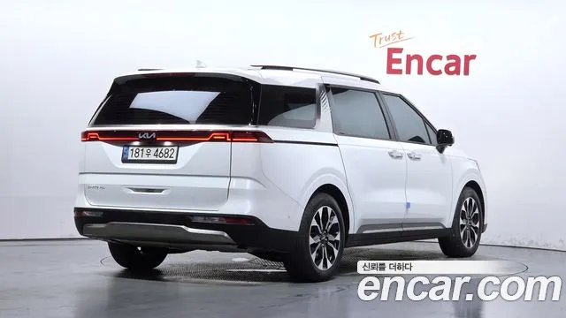 Kia Canival Carnival 4 поколение Бензин 9 мест Noblesse — Фото автомобиля 2