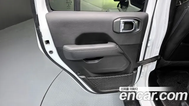 Jeep Wrangler Wrangler (JL) — Фото автомобиля 20