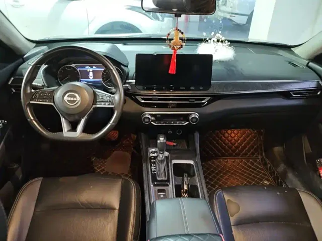 Nissan Teana — Фото автомобиля 9