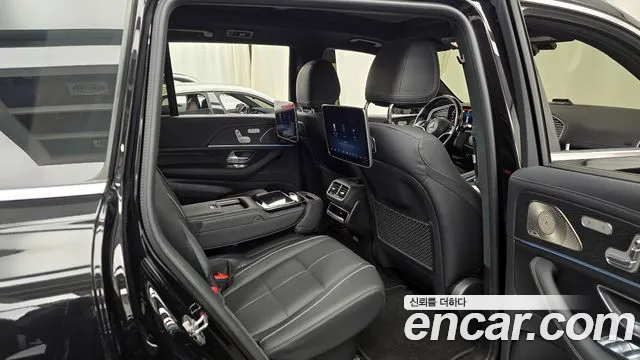 Mercedes-Benz GLS-Class — Фото автомобиля 12