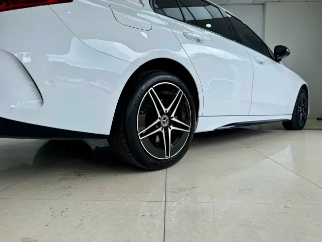 Mercedes-Benz C-Class — Фото автомобиля 20