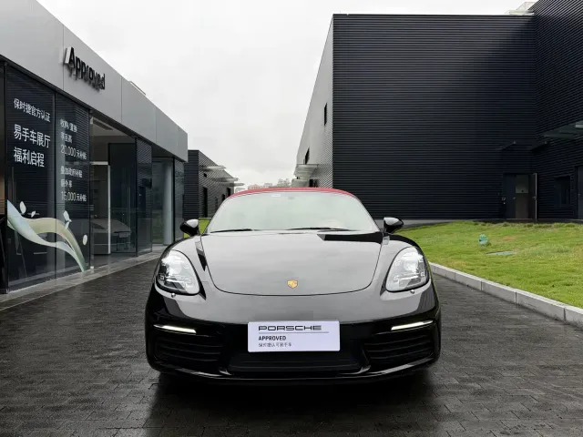 Porsche 718 — Фото автомобиля 6