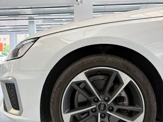 Audi A4L — Фото автомобиля 17
