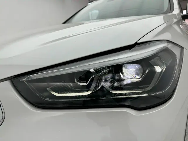 BMW X1 — Фото автомобиля 10