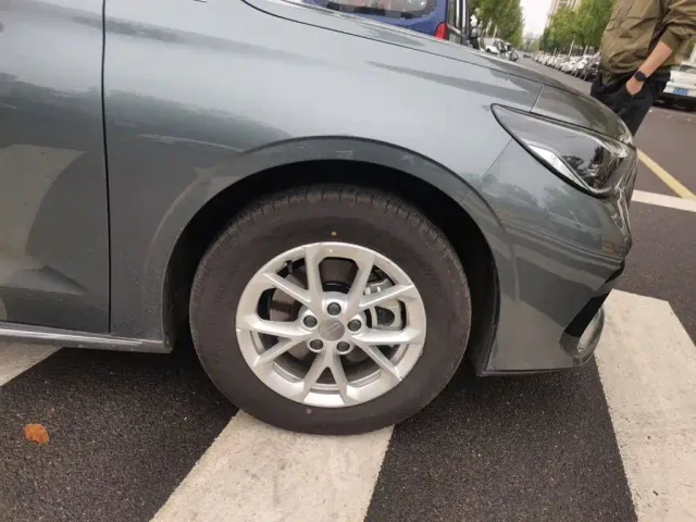Geely Galaxy Stellar 6 — Фото автомобиля 25