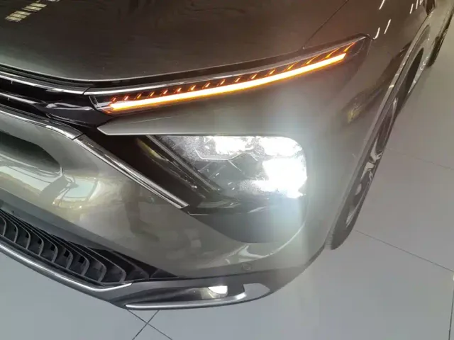 Citroen C5 X — Фото автомобиля 23