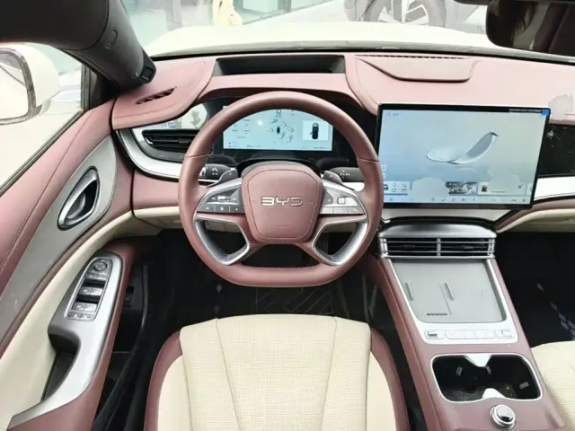 BYD Seal 07 DM-i — Фото автомобиля 10