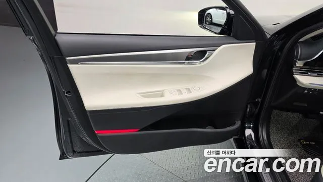 Hyundai Grandeur (New) Hybrid — Фото автомобиля 13