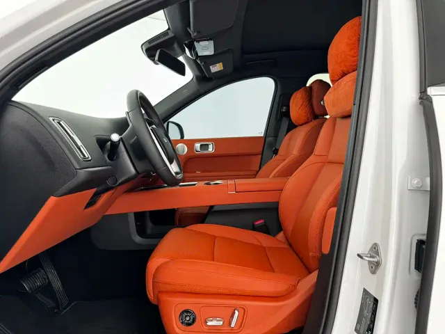 Li Auto L6 — Фото автомобиля 7