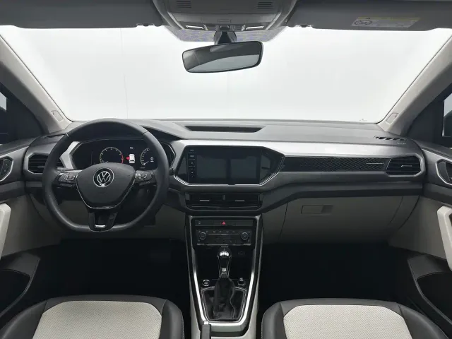 Volkswagen T-Cross — Фото автомобиля 7