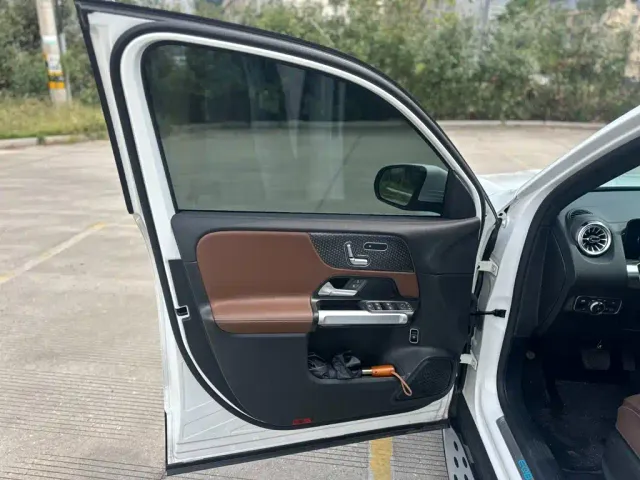 Mercedes-Benz EQB — Фото автомобиля 9