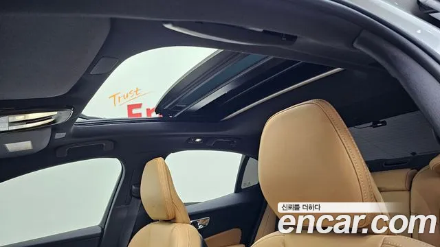 Вольво S60 S60 третьего поколения B5 Ultimate Bright — Фото автомобиля 26