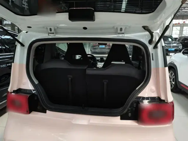 Wuling Hongguang Mini EV — Фото автомобиля 18