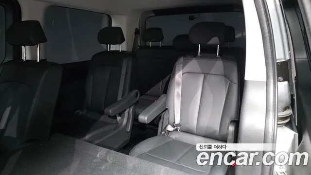 Hyundai Staria Staria L3.5 Tourer 11 мест — Фото автомобиля 13