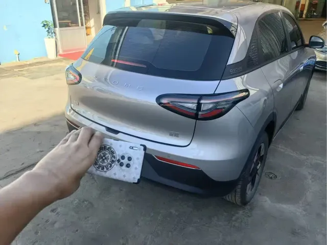 Geely Starry Wish — Фото автомобиля 3
