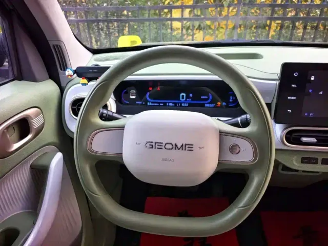 Geely Panda — Фото автомобиля 9