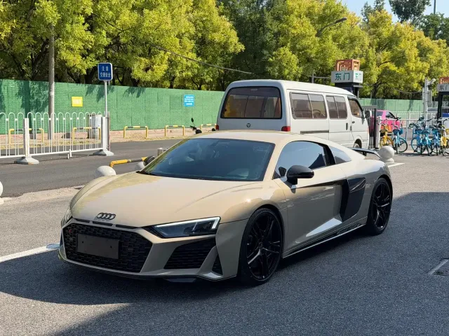 Фотография автомобиля — Audi R8