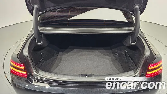 Genesis G80 Бензин 2.5 турбо AWD — Фото автомобиля 29