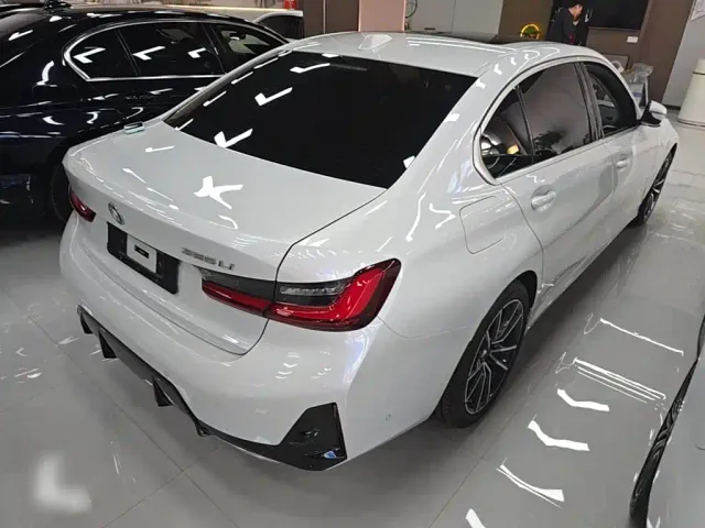 BMW 3 Series — Фото автомобиля 6