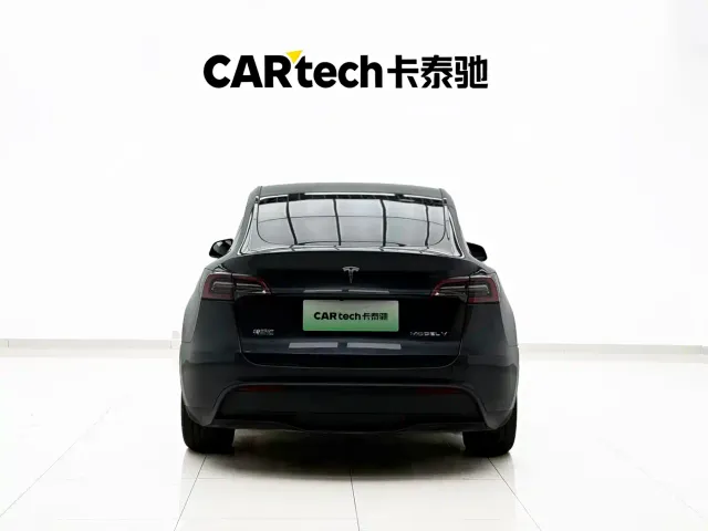 Tesla Model Y — Фото автомобиля 20