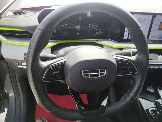 Geely Binyue — Фото автомобиля 6