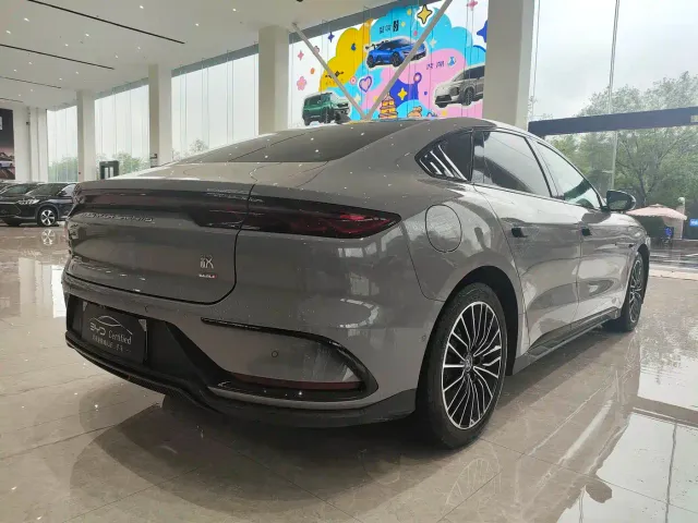 BYD Han — Фото автомобиля 5