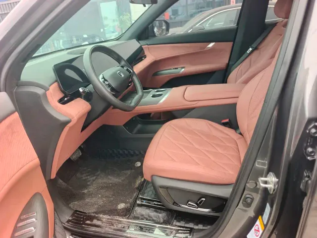 Changan CS75 Plus — Фото автомобиля 6