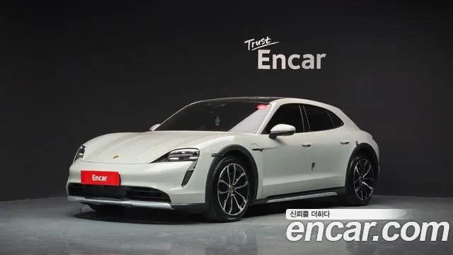 Фотография автомобиля — Porsche Taycan Taycan Khan