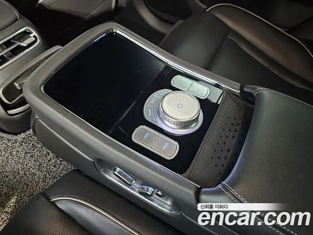 Genesis G90 Бензин 3.5 турбо AWD — Фото автомобиля 14