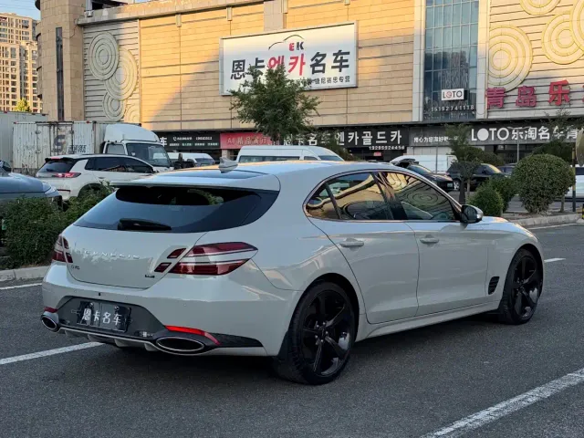 Genesis G70 — Фото автомобиля 6