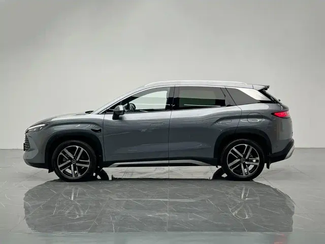 BYD Song L DM-i — Фото автомобиля 3