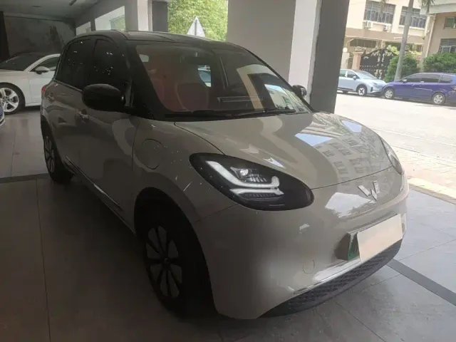Wuling Bingo — Фото автомобиля 3