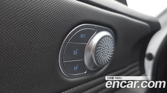 Hyundai AVANTE Avante (CN7) — Фото автомобиля 15